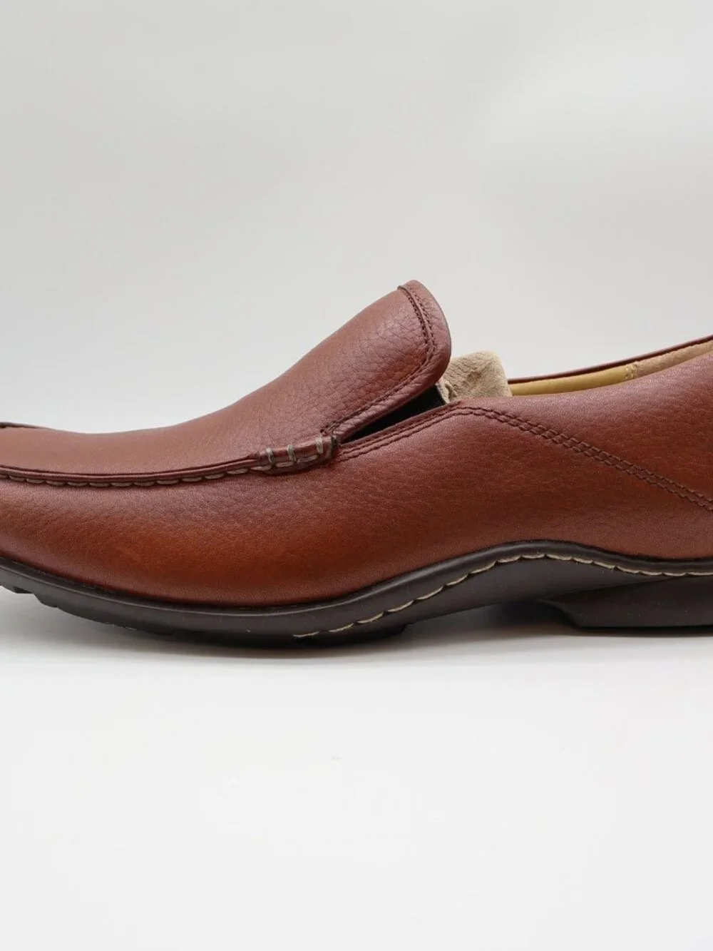Hush Puppies GT Loafers Mens 10.5 Red Brown Leather Slip On Bounce H12466